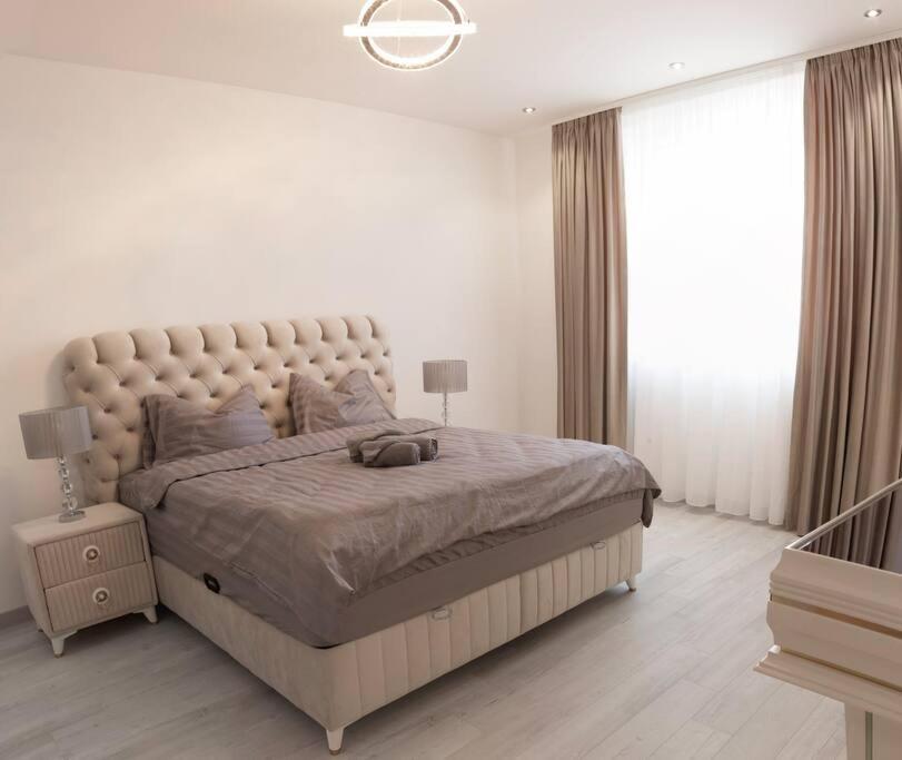 Luxury 2 Bedroom Apartment 布加勒斯特 外观 照片