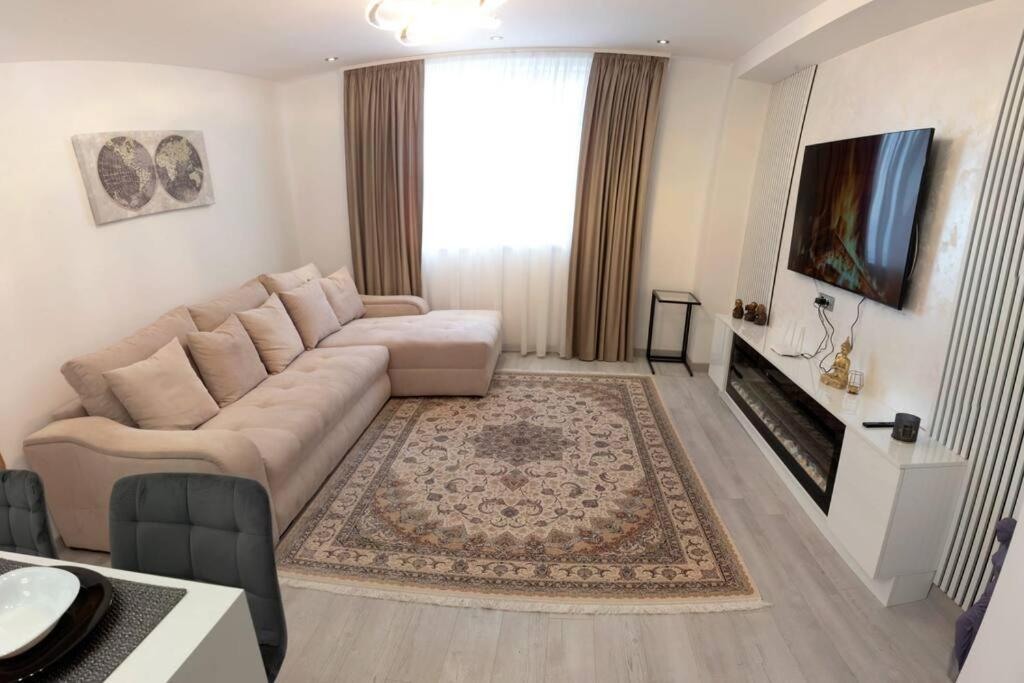 Luxury 2 Bedroom Apartment 布加勒斯特 外观 照片